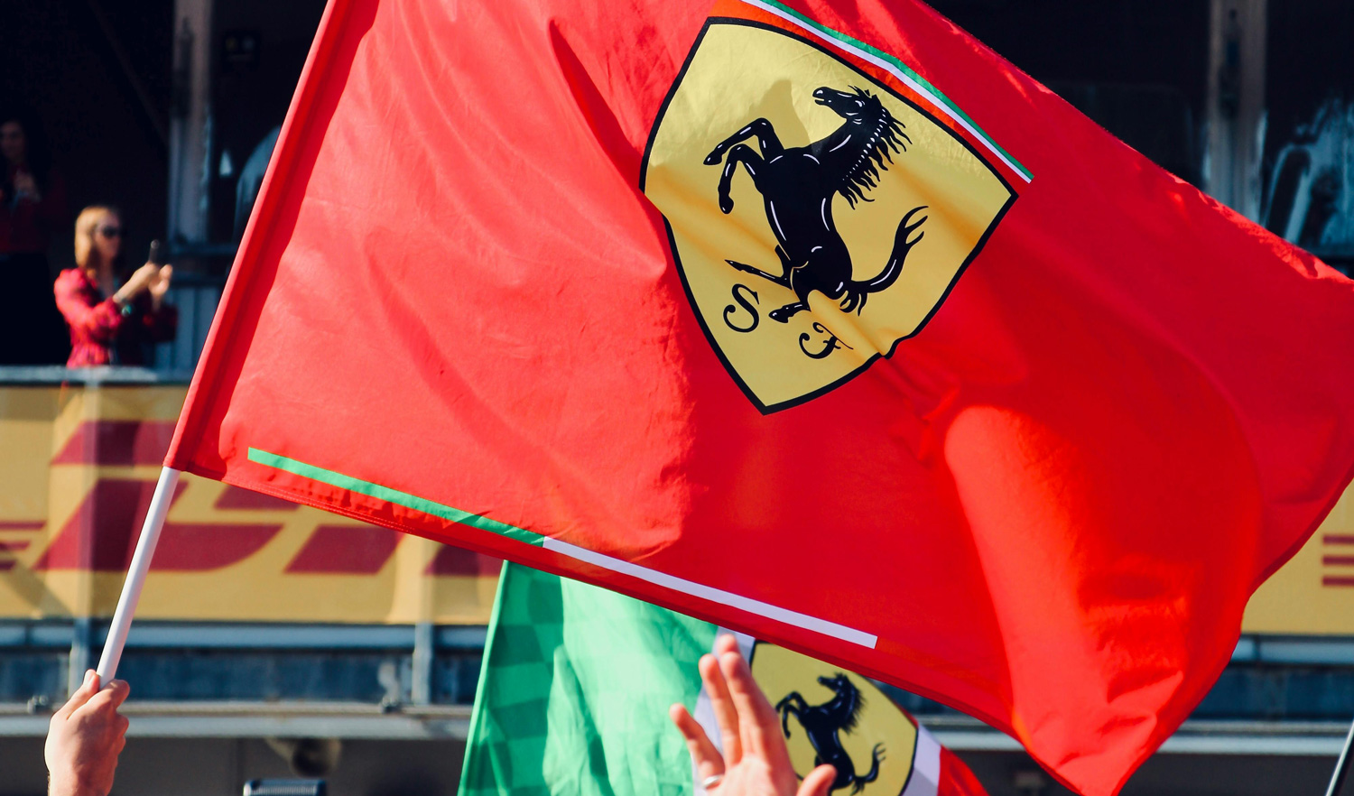 drapeau-ferrari Illustration : Drapeau ferrari